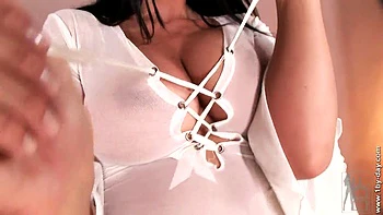 Lisa Sparkle's glistening masturbation videos