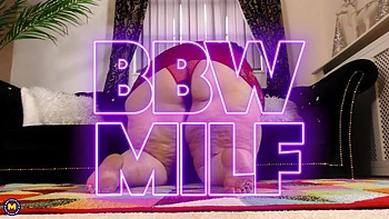 Big Beautiful Bbw Missy Is Ready To Please Herself videos