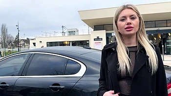 Stella, 24, crosses a new barrier! - Jacquie et Michel TV videos