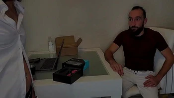 Jade and Leila, a shock duo! - Jacquie et Michel TV videos