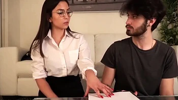 lilix la prof de français devergonde son eleve videos