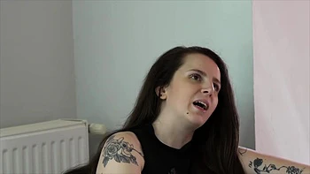 Jess in an incredible FFH threesome! - Jacquie et Michel TV videos