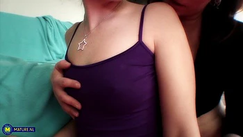 Teeny Ashlyn Rae Gets Her First Lesbian Experience From Her Hot Stepmom Kylie Ireland videos