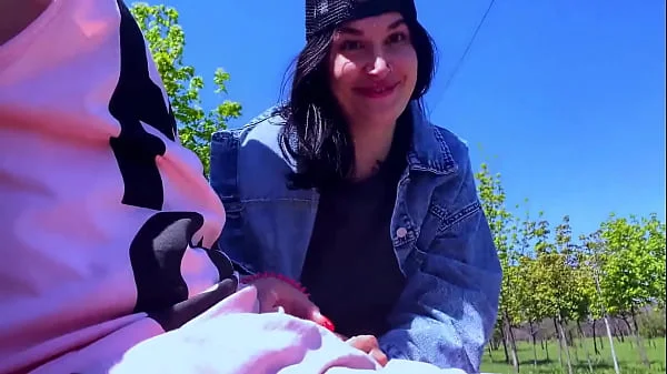 Blowjob challenge in public to a stranger, the guy thought it was prank videos