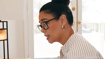 Has Both Arms Broken So Sucks Him Off - Ricky Spanish And Dana Vespoli videos