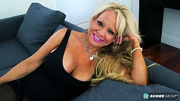 Busty Blonde MILF Bella Dea Big Tits Masturbation in Stockings videos