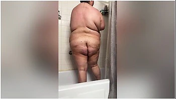 Come Shower With Me! :3 videos