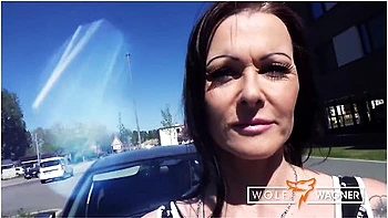 Julia Exclusiv Enjoys His Warm Milk After Fuck Casting videos