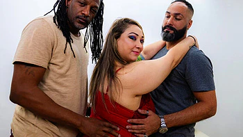 Amateur Latina BBW Wife Squirts Hard in Double Penetration Cuckold Scene videos