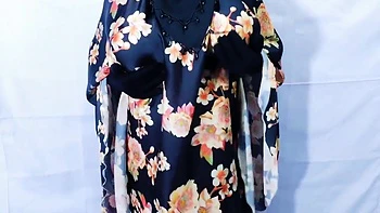 Muslim Hijabi Beautiful Housewife Fucking With Neighbor - With Clear Hindi Audio videos