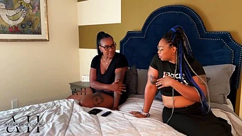 Slut Needs A Helping Hand W/ Her 1st Attempt At Fisting videos