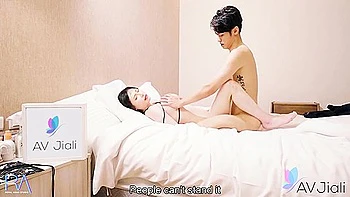 Taiwan Babe Miss Xiao Ye Ye Wants A Massage And Gets A Bit More Than That videos
