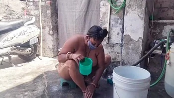 Desi Bhabhi Outdoor Bath Fun With Maid - Indian Aunty Nude HD videos