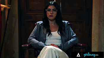 GIRLSWAY - Chanel Camryn Has Romantic Sex With Scarlett Alexis On Piano - SPANISH SUBTITLES videos