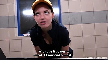 Even having seen her in other porn films But this time, she is really natural.: Porn videos