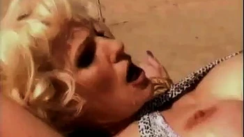 Allyson Embers tramp: Blowjob, Doggy  Cowgirl Porn videos