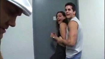 Latina Buffy has fun when someone takes her to the hotel at night to fuck her: Porn videos