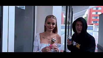 HUNT4K. Blonde hottie used her big natural boobs to get back on her BF ft. Steve Q  Naomi Love: Porn videos