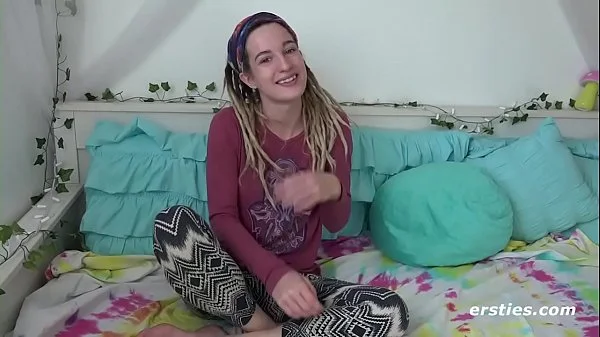 Maren Fondling Her Hairy Bush to Sweet Orgasm videos