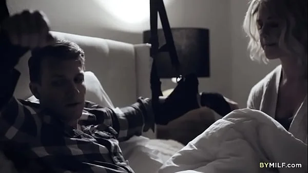 Kit Mercer Gives Helping Hand To Her Stepson videos