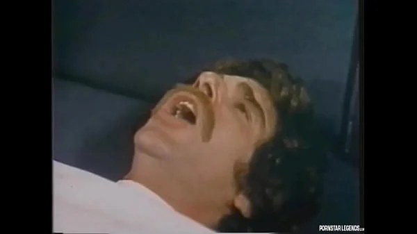 Classic Pornstar Linda Lovelace Gives An Incredible Blowjob Till He Cums videos