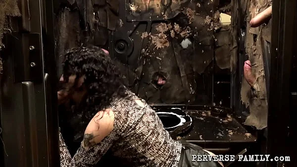 PERVERSE FAMILY Bukkake Blowjob videos