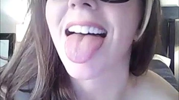 Busty amateur camgirl cam2cam: Big Tits, Babe  Fansly Porn videos