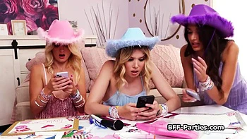 Slutty Taylor fans sharing big dick for concert tickets videos