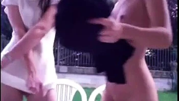 Two Sluts In The Backyard Showing Themselves On Webcam: Amateur, Masturbation  Lesbian Porn videos