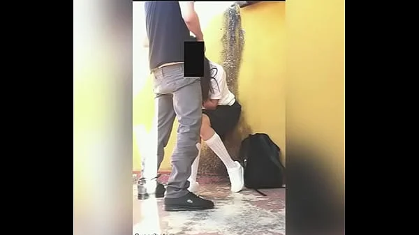 FOLLANDO Rápido en la ESCUELA! Estudiantes Mexicanos COGIENDO Atrás de los SALONES! Sexo PUBLICO Amateur! videos