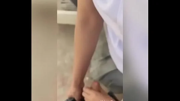 Sexo Publico con ESTUDIANTE Puta Mexicana! FOLLANDO RAPIDITO con Mi VECINA Colegiala Mexicana en la AZOTEA Mientras LAVA la ROPA, Sus Papas la Mandaron a Lavar la ROPA y Regresó BIEN COGIDA! Video Casero Real! videos