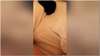 Inserting From Behind Into A Female College Student Sex Friend - Her Cute Moans Are A Must-see videos