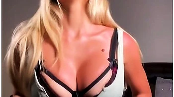 Jasmine Sinclair In Mistress Monday Look But Dont Touch videos