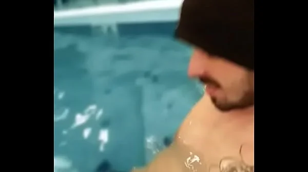 RANDOM CHICK SUCKS MY DICK IN PUBLIC HOTEL POOL videos