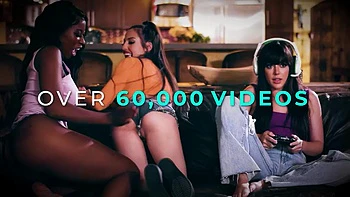 GIRLSWAY - Lovers Chloe Surreal  Jessica Ryan Have Passionate Squirting Sex POV - SPANISH SUBTITLES videos