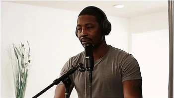 Tall Beauty Annie King Air Rides Isiah Maxwells Nice & Hard Cock videos