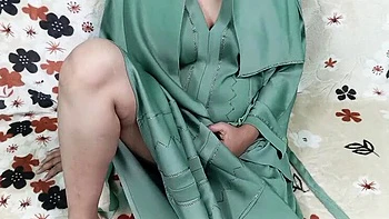 Muslim Hijabi Bhabhi Fucked Hard - Desi Amateur Sex Video with Sumahomesex videos