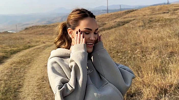 First Date Sex with Cum in Mouth - Amateur Redhead Deep Throat Outdoor Fuck videos