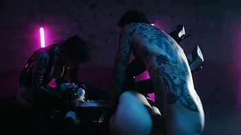 Small Hands and Joanna Angel in a kinky latex threesome videos