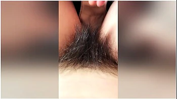A Japanese Amateur Who Just Strokes The Pussy Hair.do You Like Hairy Girl? [homemade] videos