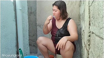 Filipina Taking A Bath Outside The House Got Fuck videos