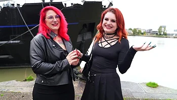 Lena, 25, wanted a little more... - Jacquie et Michel TV videos