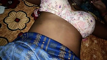 Indian Aunty Big Natural Tits Handjob - Step Nephew Homemade Sex Story videos