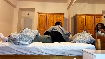 Comi O Cu Da Minha Vizinha videos