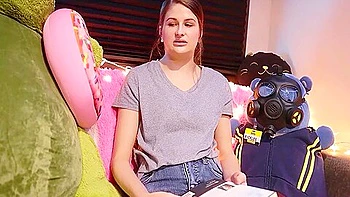 Stepsister Uses Me To Shoot Cuckold Pix For Her Boyfriend videos