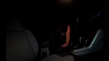 je me tape une pute transexuelle dans la voiture videos