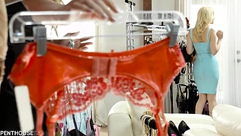 Petite and Sweet - Episode 2 videos