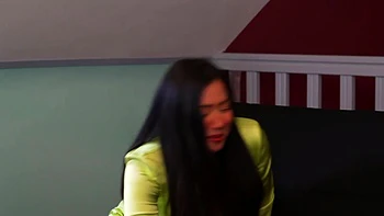 Kyara takes Emmy to total lust... - Jacquie et Michel TV videos