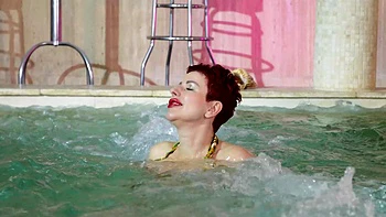 Bbw Lisa Pinelli enjoys solo sex in a flower bikini by the pool videos