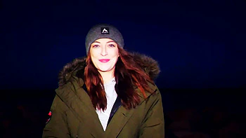 Beka, very curious hottie... - Jacquie et Michel TV videos